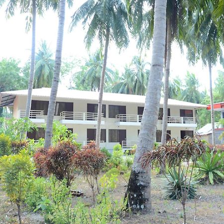 Coconhuts Beach Resort Lakshmanpur Eksteriør billede