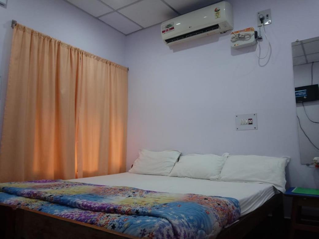 Coconhuts Beach Resort Lakshmanpur Eksteriør billede
