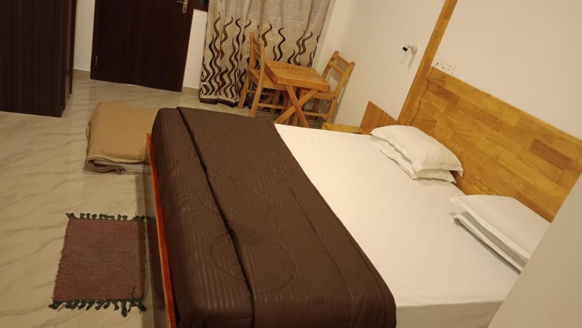 Coconhuts Beach Resort Lakshmanpur Eksteriør billede