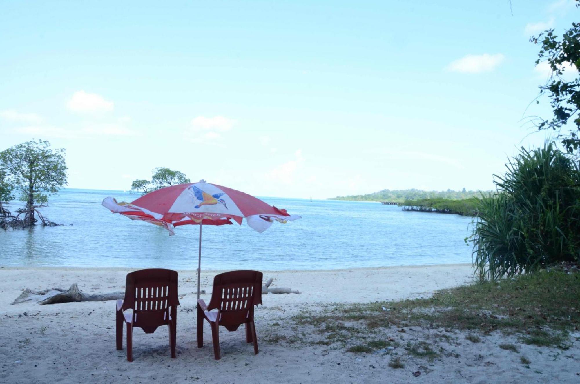 Coconhuts Beach Resort Lakshmanpur Eksteriør billede